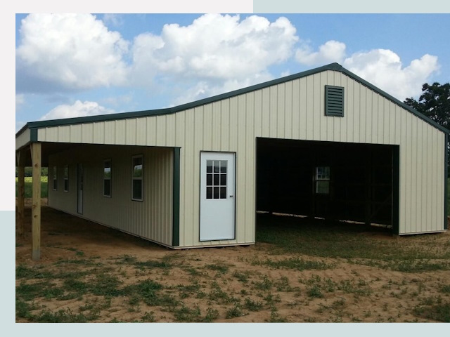 Строительство конюшен в Арсеньеве