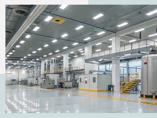 Освещение ангаров в Арсеньеве от 617 руб. - Эффективные решения